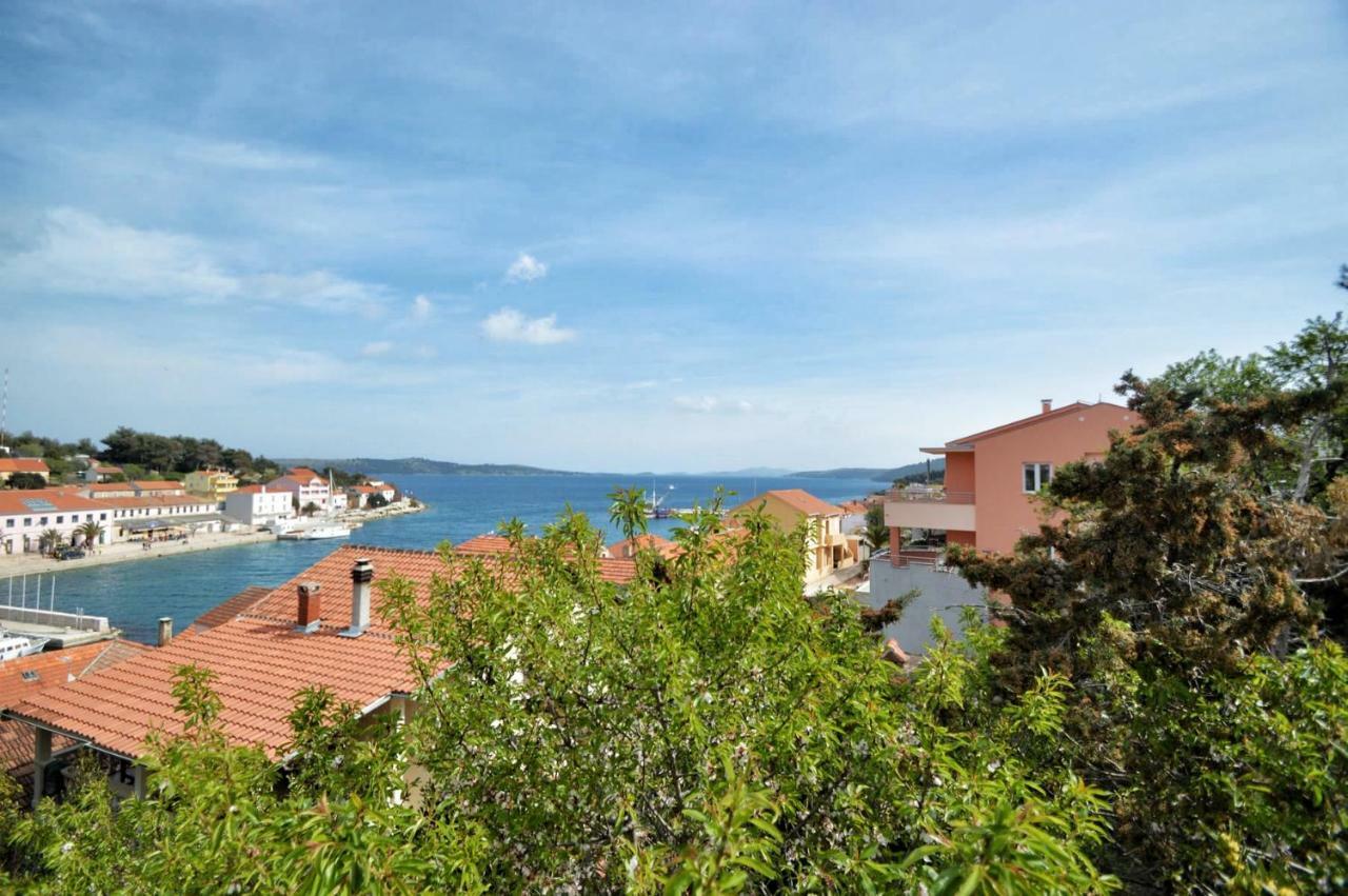 Villa Carmen Сали Екстер'єр фото
